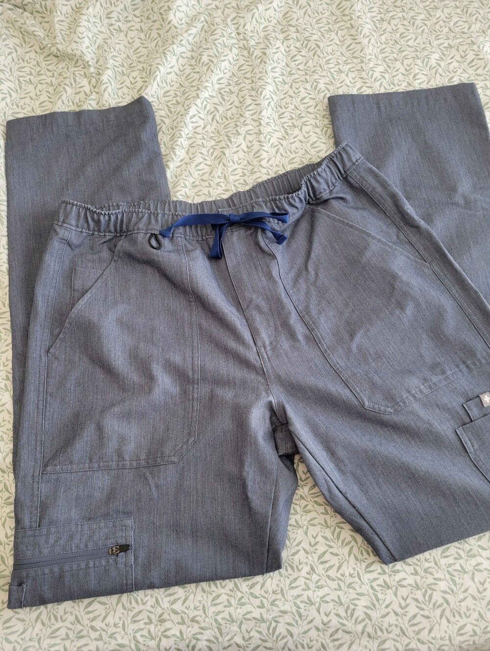 men's figs scrubs cairo pants medium grey